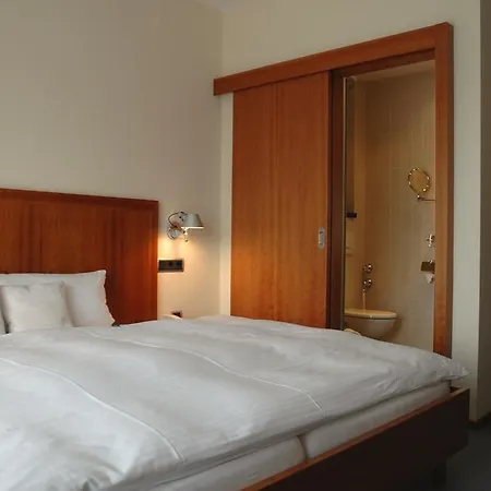 酒店 Altstadthotel Wetzel 米尔多夫